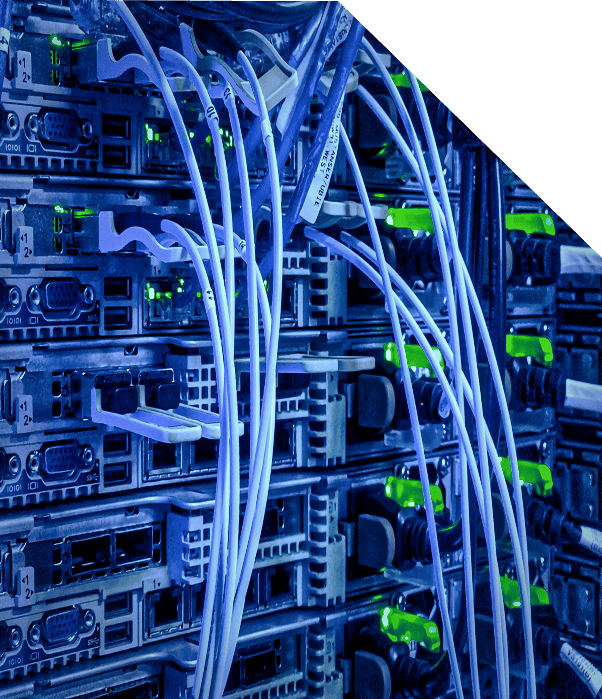 Cableado y routeado en equipos de comunicación y control
